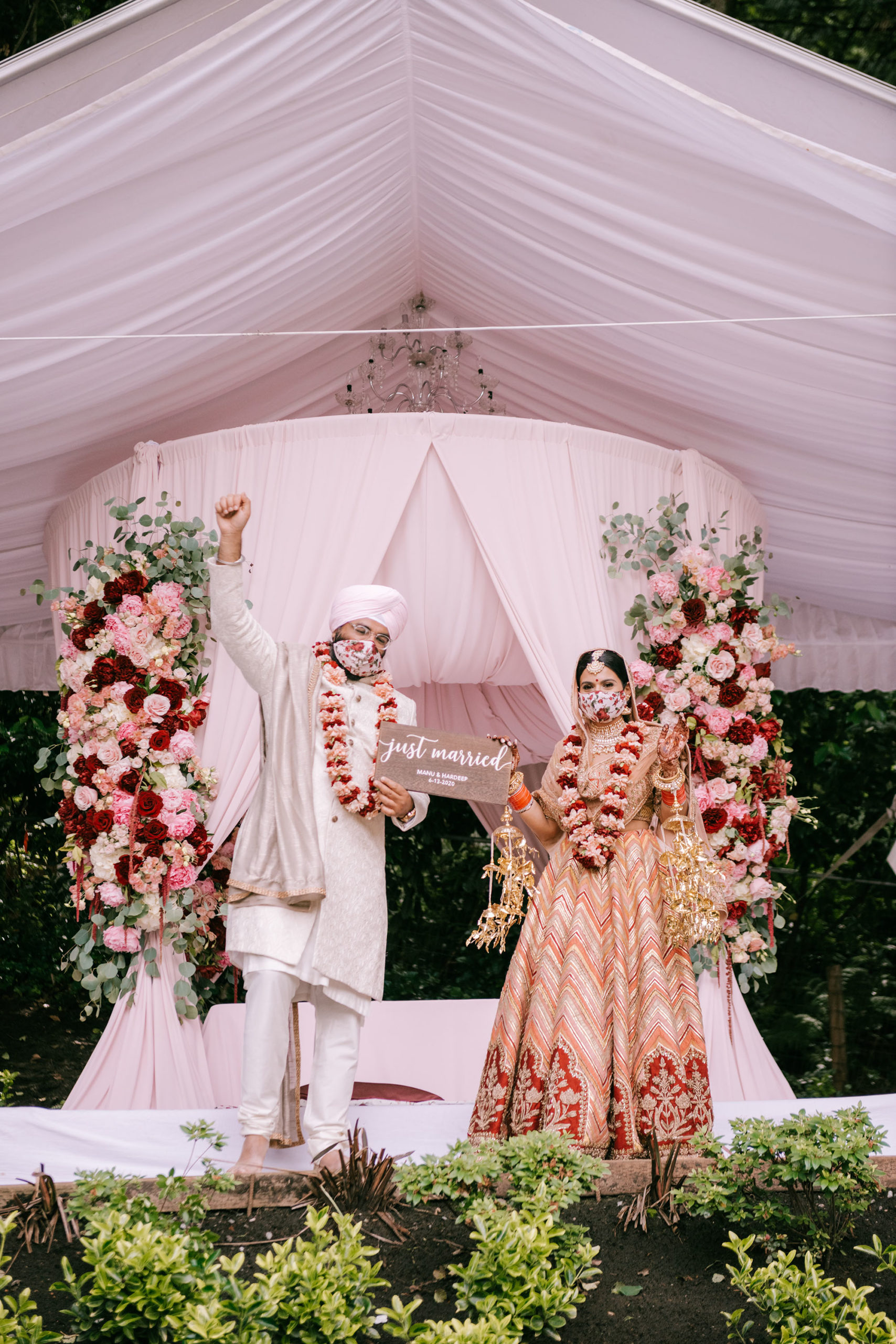 A Glamourous Outdoor Sikh Covid Wedding